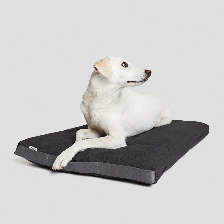 Outdoor Dog Bed Siesta Graphite