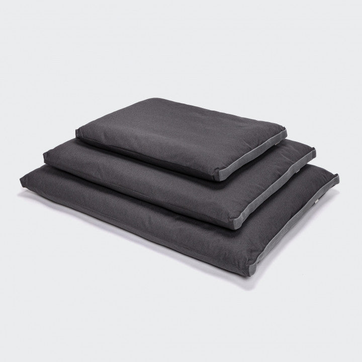Outdoor Dog Bed Siesta Graphite